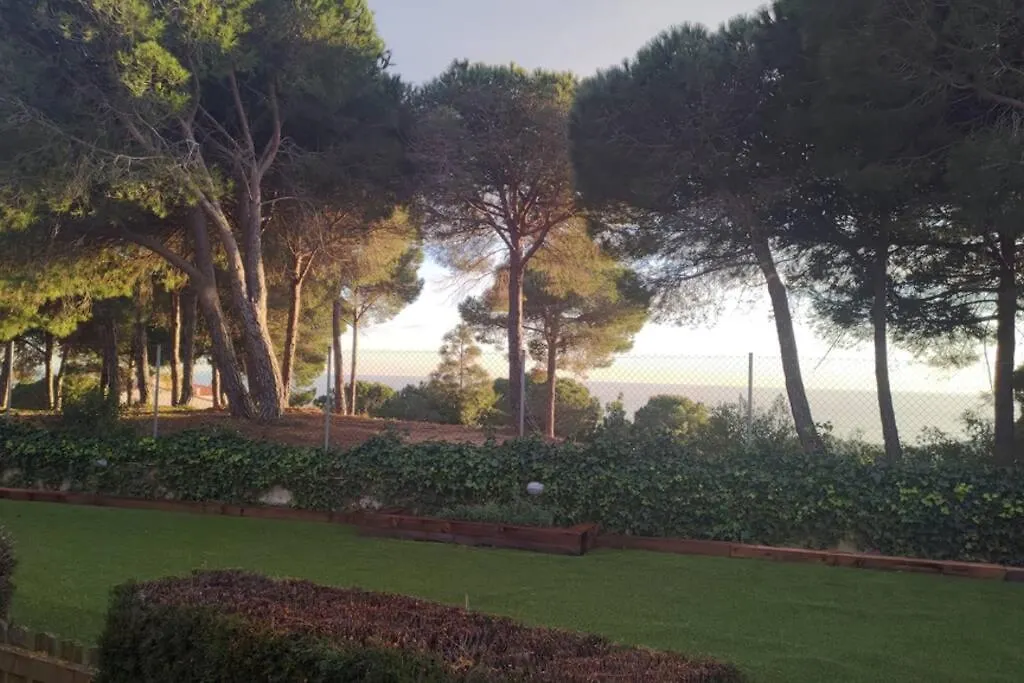 Hébergement de vacances Villa Amplia Vivienda Con Piscina à Sant Pol De Mar